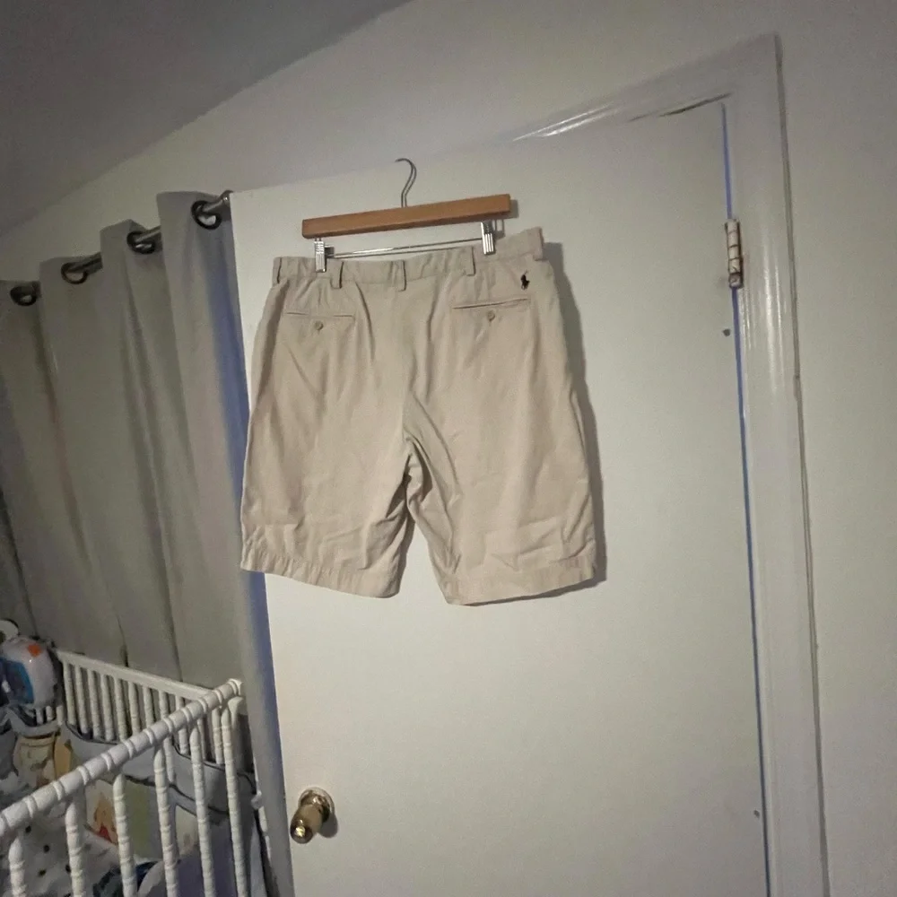 Polo Ralph Lauren Shorts Men's 38‎ Beige Flat Front Outdoor Hiking Casual
